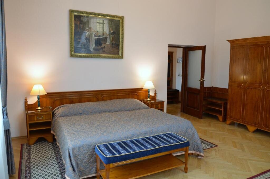 Velký dvoulůžkový nebo twin pokoj at Bristol Vila Tereza, Karlovy Vary